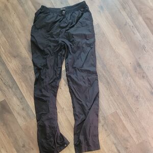 White Sierra Men's Black Joggers